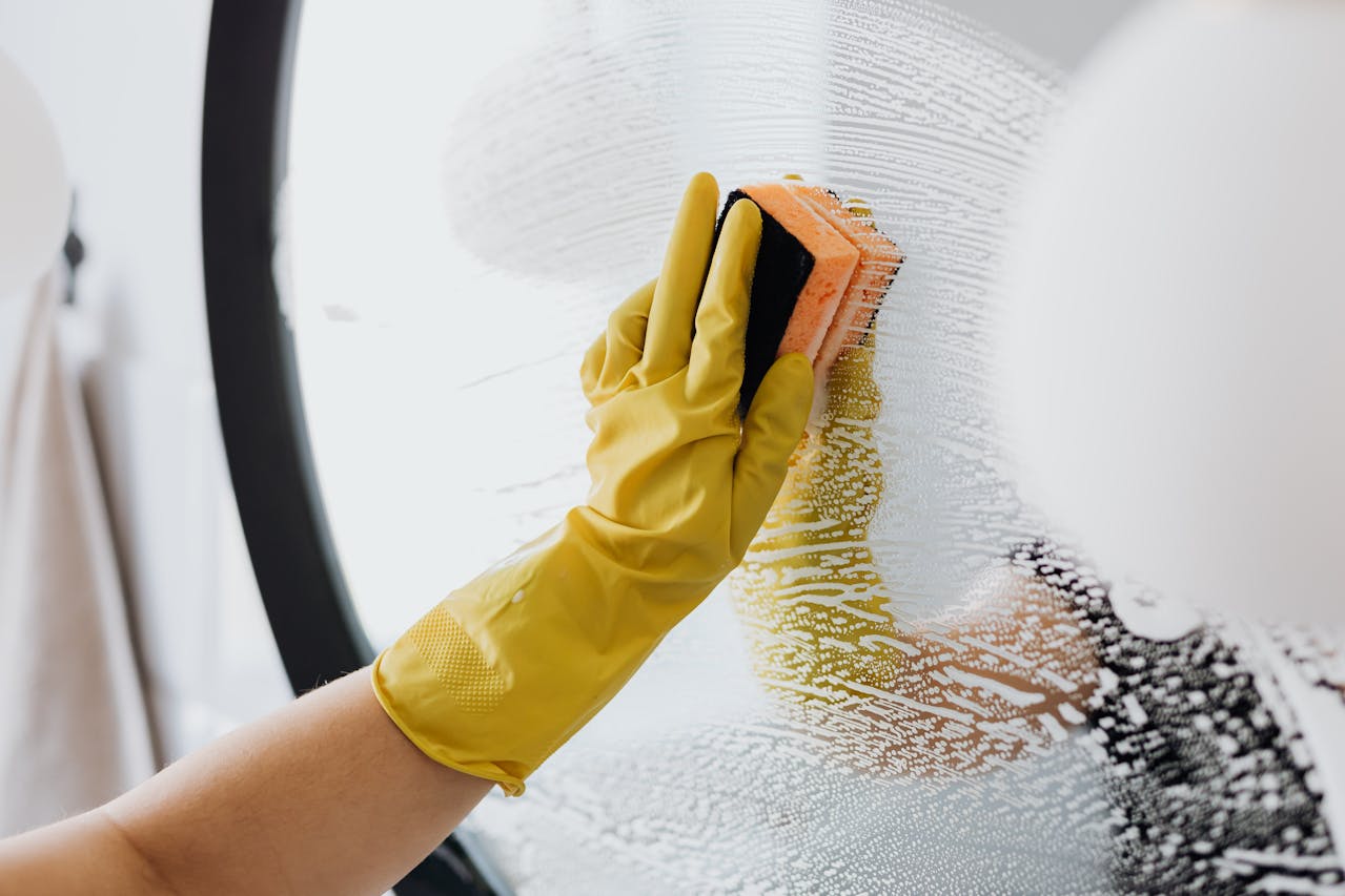 Tidy Space Cleaning Team